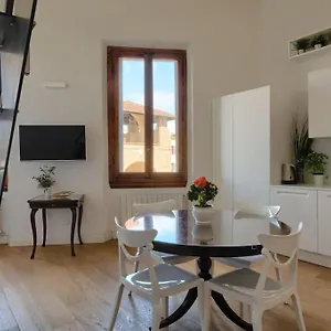Porta A Prato 46 Appartamento